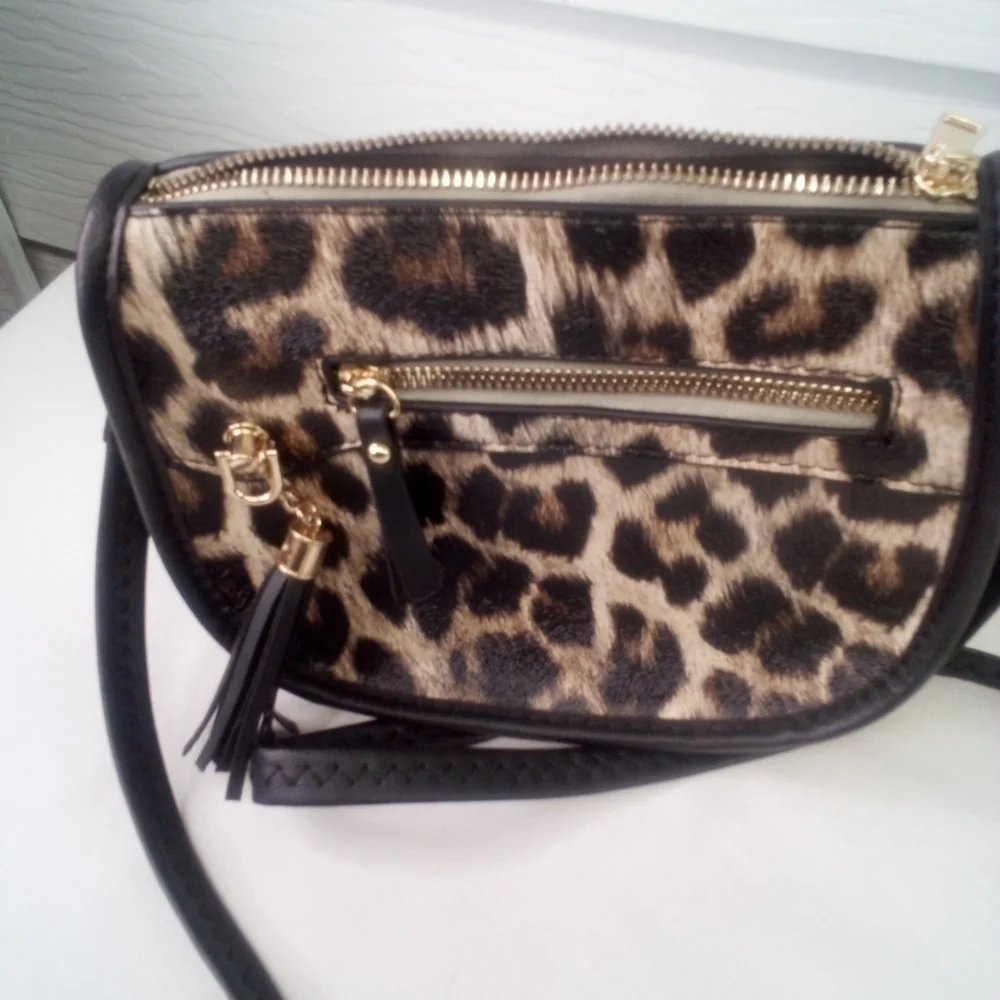 Cheetah black and brown purse